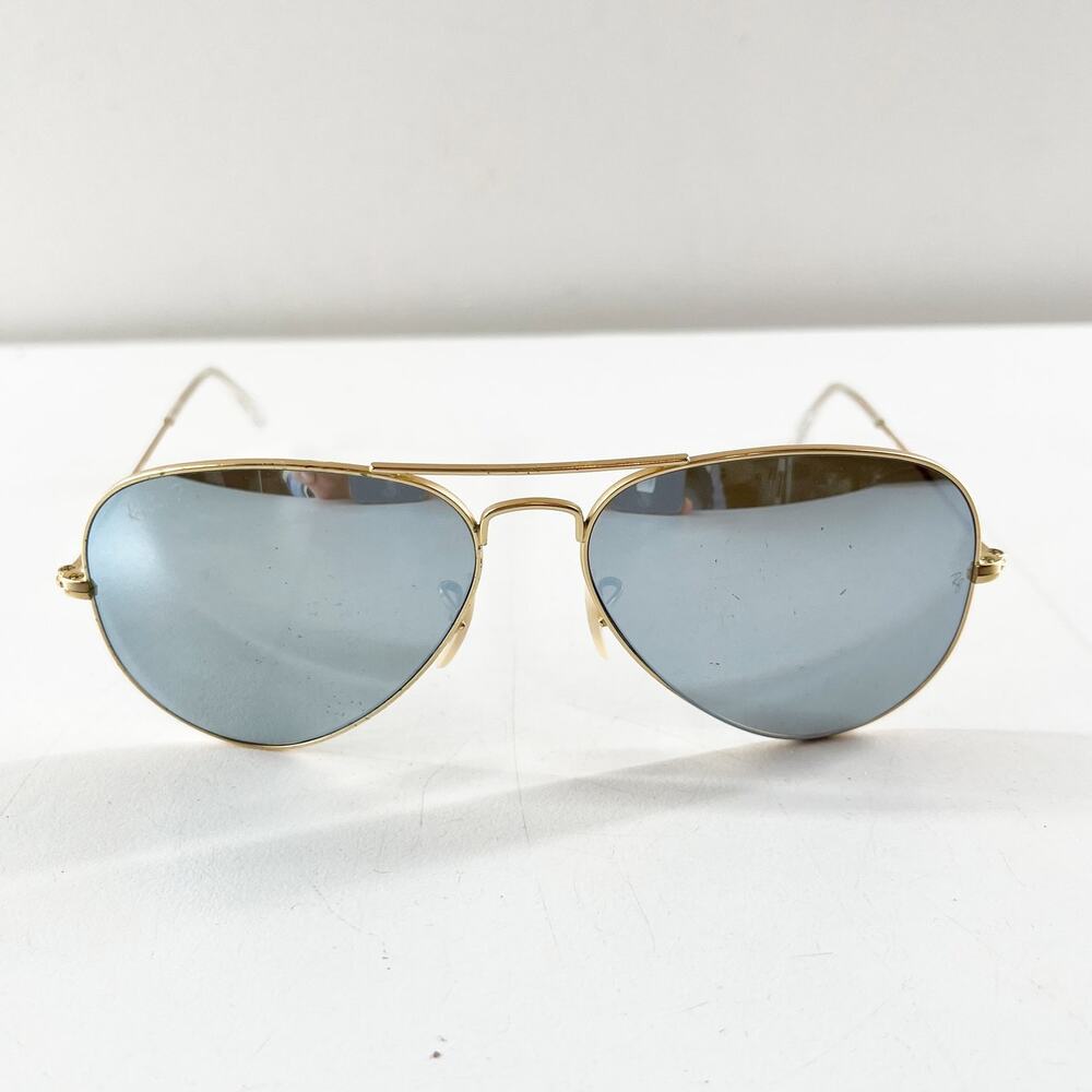 Ray-Ban Gold Metal Frame Aviator Sunglasses